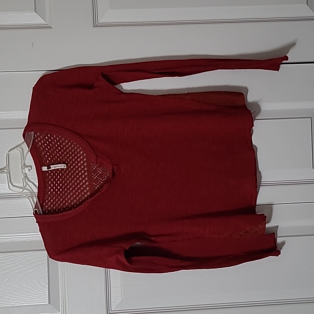 Poof Red Long Sleeve Shirt w/crochet back, Size XL, EUC